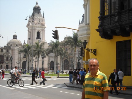 EN EL CENTRO DE LIMA